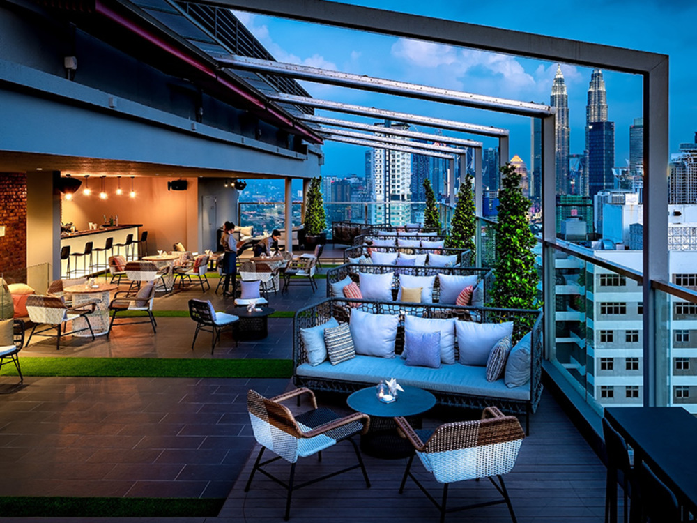 A Dreamy SkyHigh Dinner in Hilton Garden Inn Kuala Lumpur Hilton Honors Experiences