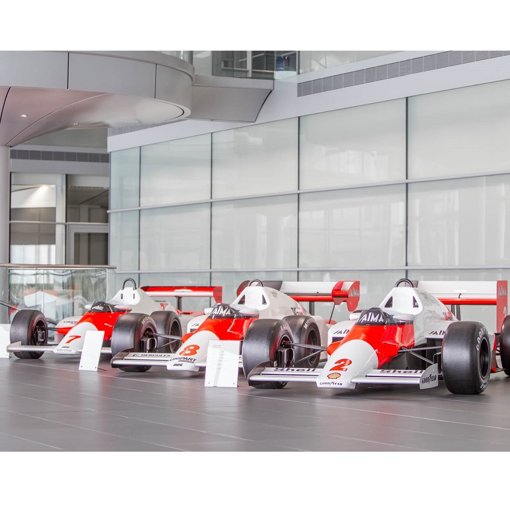 McLaren VIP Factory Tour at McLaren Technology Centre | Hilton Honors ...